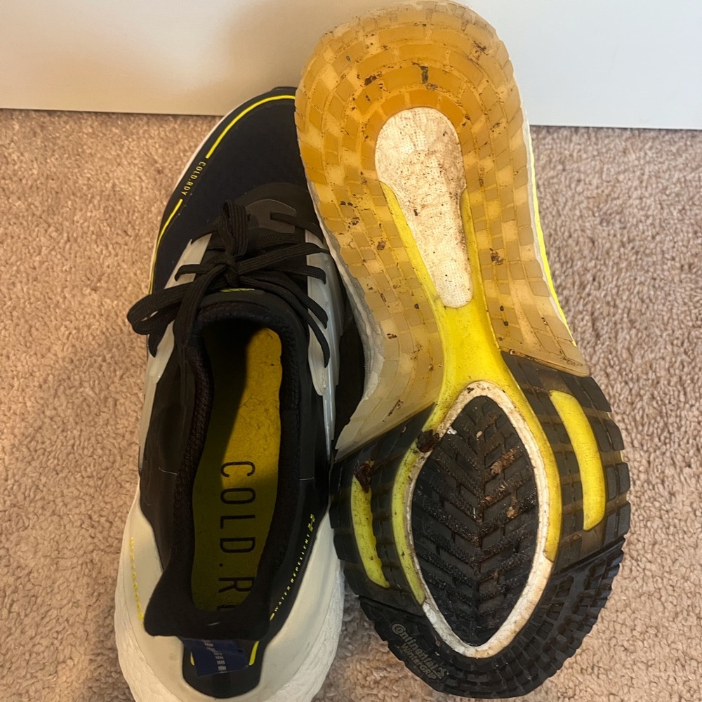 ULTRABOOST - Picture 5 of 5